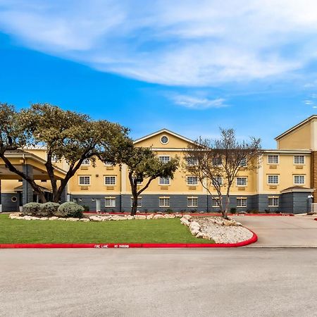 Quality Inn & Suites Airport North - Stone Oak San Antonio Exteriör bild