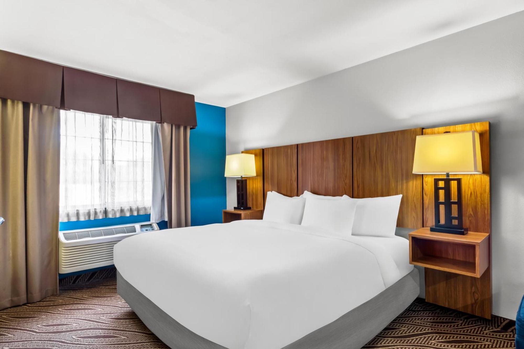 Quality Inn & Suites Airport North - Stone Oak San Antonio Exteriör bild