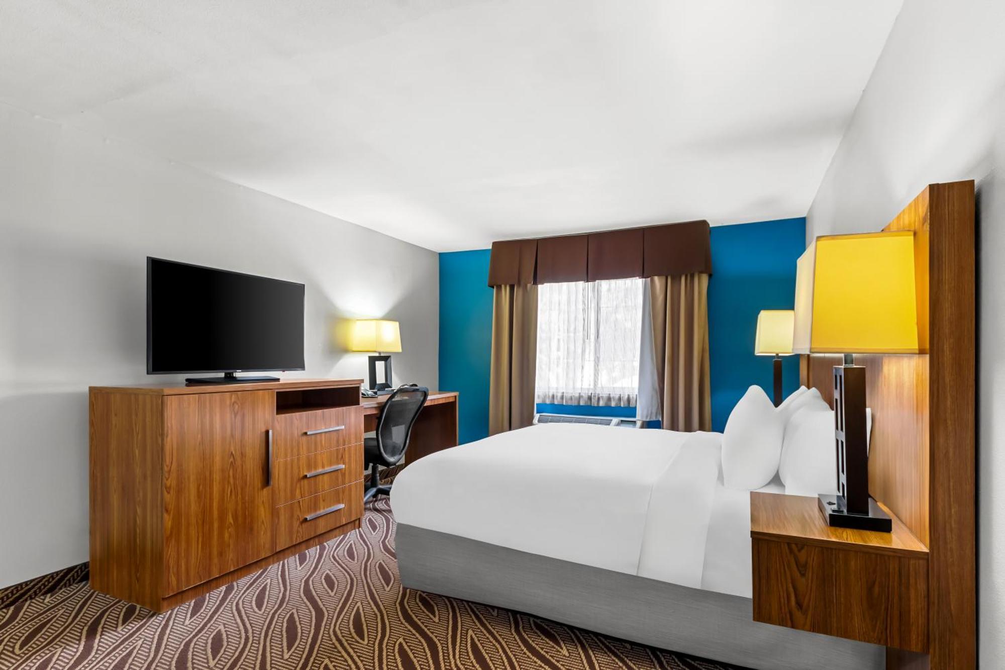 Quality Inn & Suites Airport North - Stone Oak San Antonio Exteriör bild